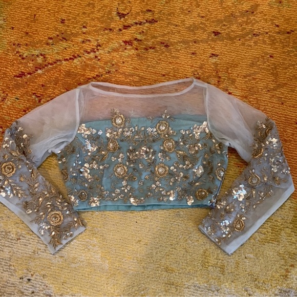 INDIAN PARTY LEHENGA - Picture 5 of 13